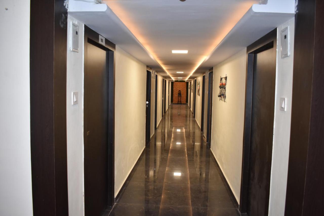 Hotel Shagun Residency Mathura Dış mekan fotoğraf